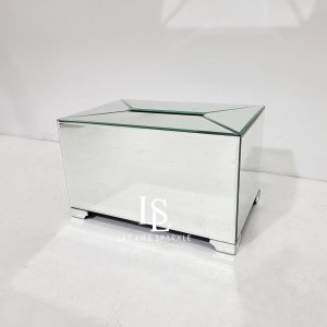 Mirror Wishing Well